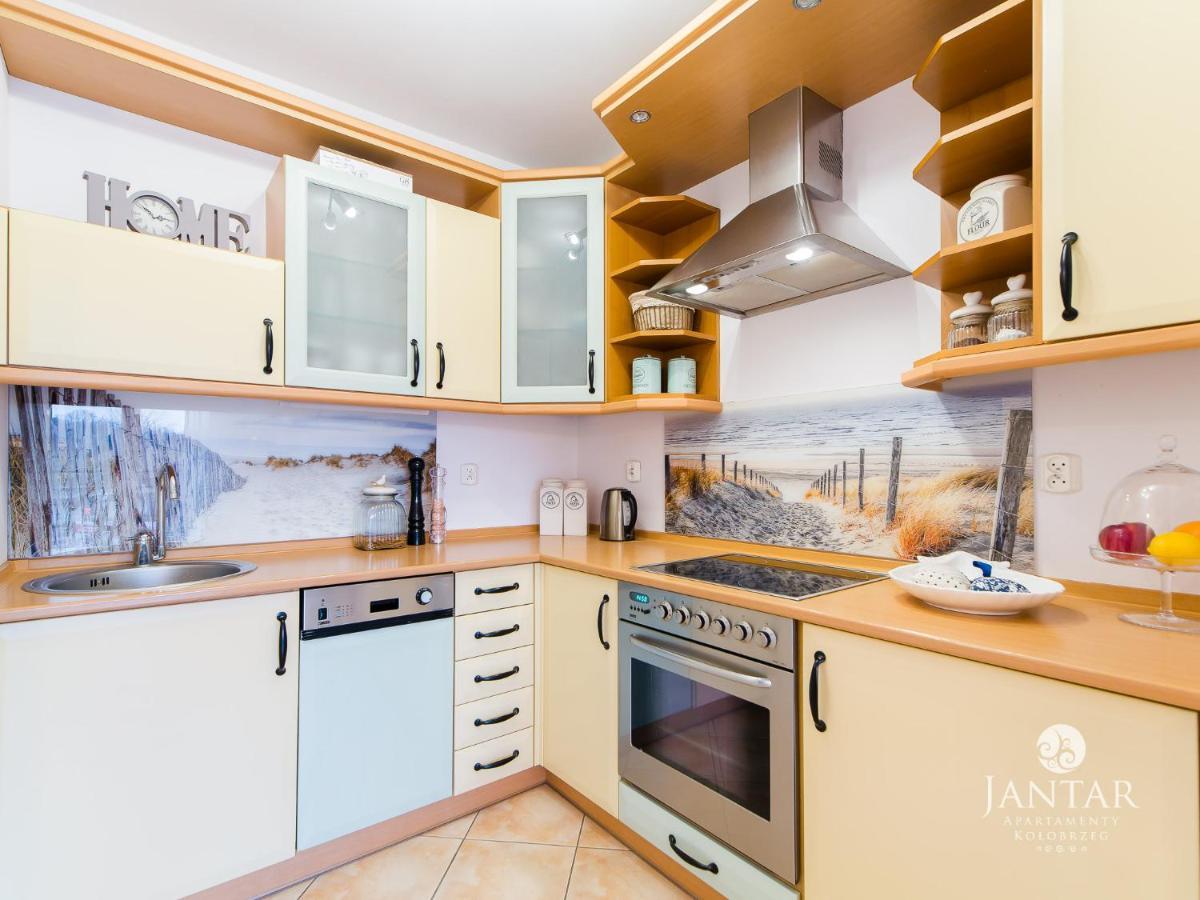 Port Kolobrzeg Str Towarowa By Jantar Apartamenty Колобжег Екстер'єр фото